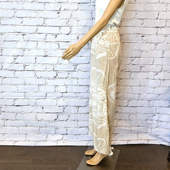 RW&Co., Cream/tan wide leg tropical print with front tie - Picture 8 of 12